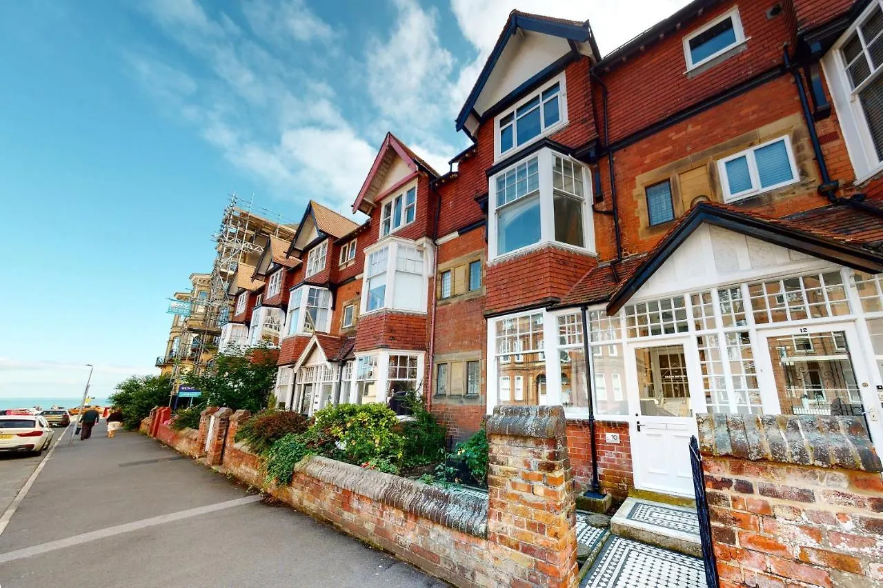 No10 Seaside Apartment - Ground Floor Apartment Scarborough 0*,